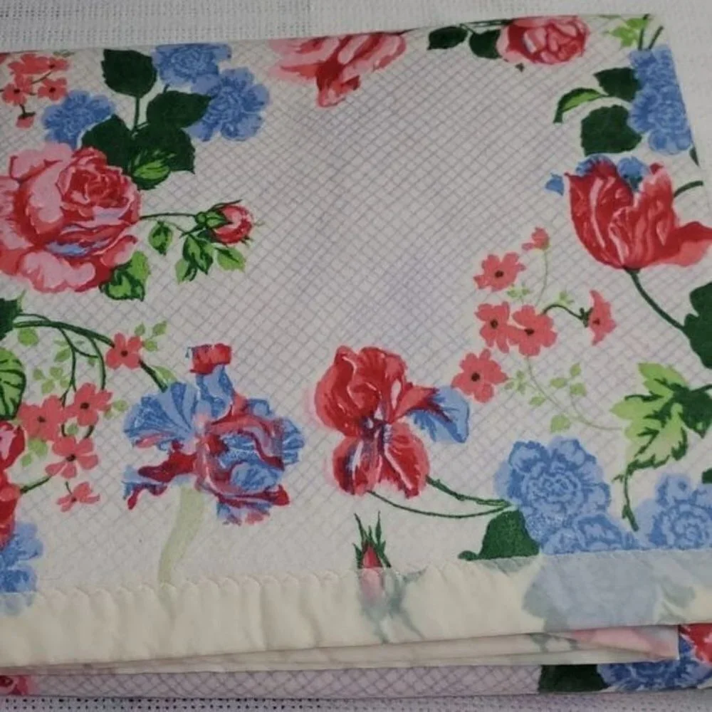 Vintage Colorful Floral Twin with Satin‎ Trim Blanket